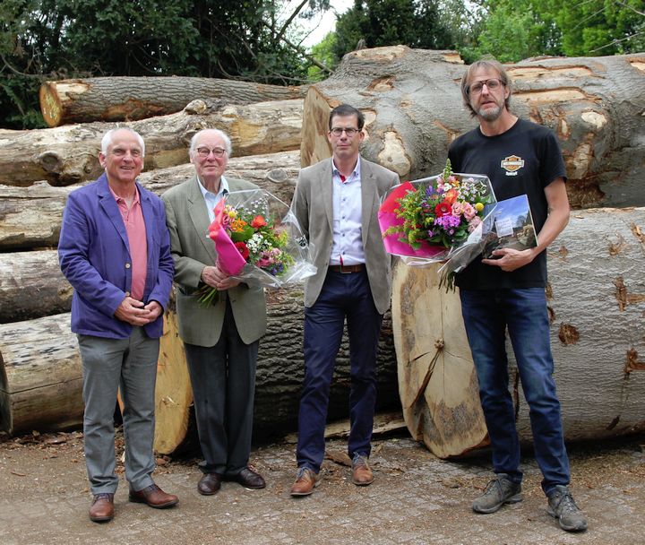 uitgever, baron, burgemeester en walter