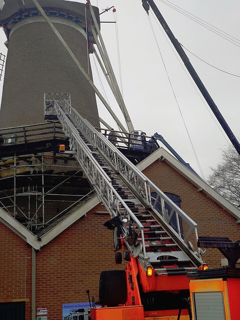 ladderwagen bij verwijderen van stelling